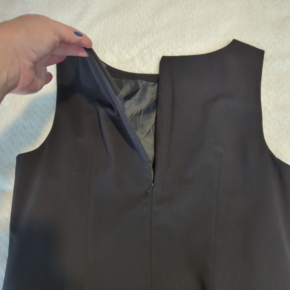 Liz Claiborne Dress Black Sleeveless Sheath Knee-length Lined Petite Size 12P - Picture 5 of 6
